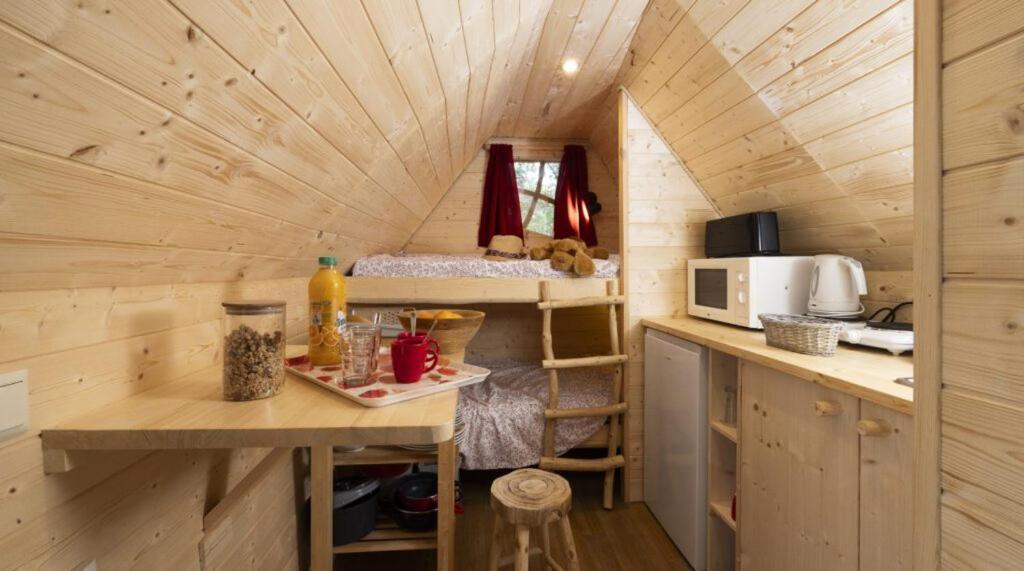 Camping Ushuaia Villages Au Bois Joli Andryes Exteriér fotografie
